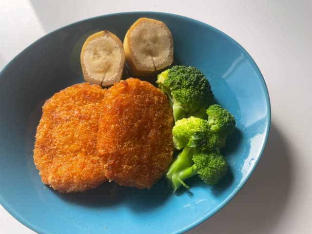 実食レビュー①ほんのり甘いじゃがいもコロッケ