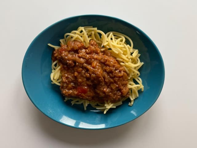 実食レビュー④まろやかな旨みのトマトとナスのミートソース