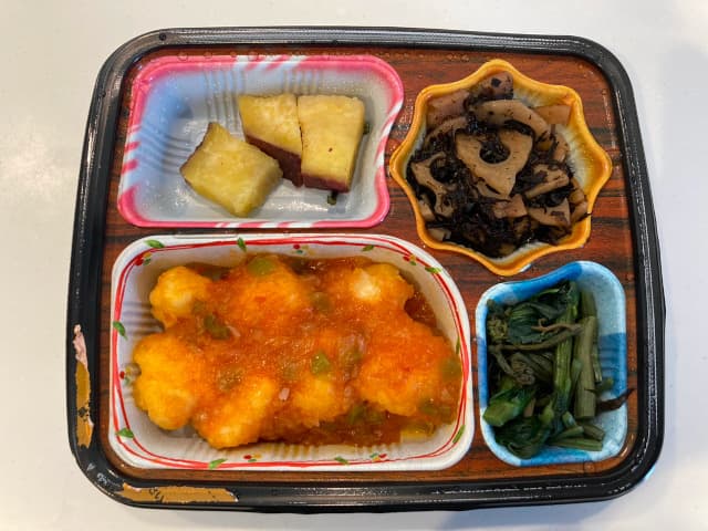 実食レビュー①イカのチリソース炒めセット