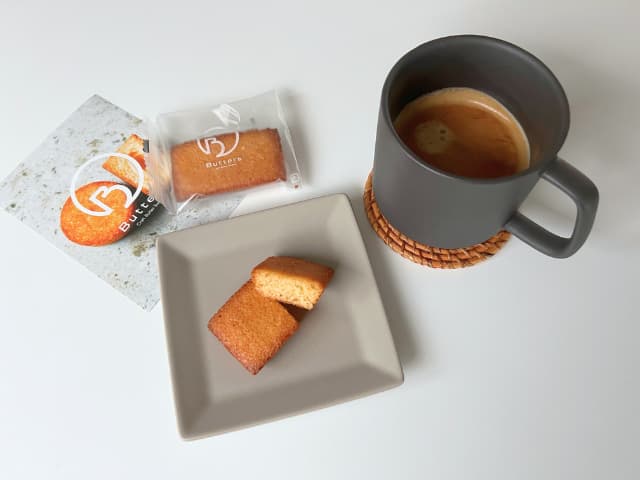 バターズ（Butters）の新商品「バターミルクケーキ」を実食レビュー