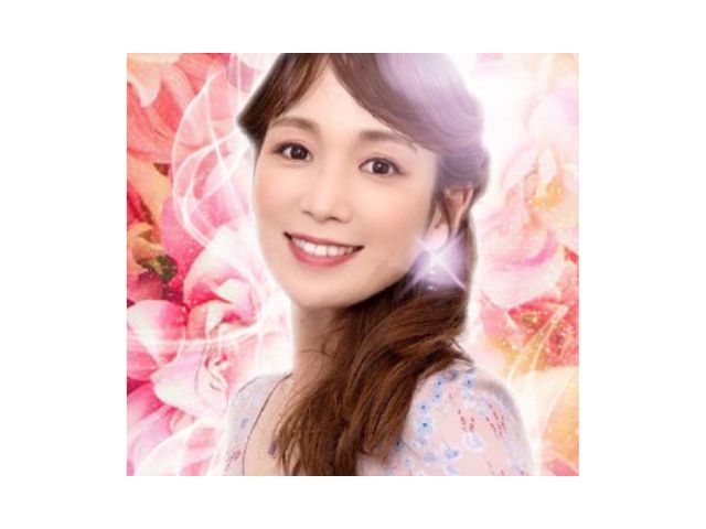 有妙（アリサ）先生｜口寄せ・エンジェルオラクルカードが得意