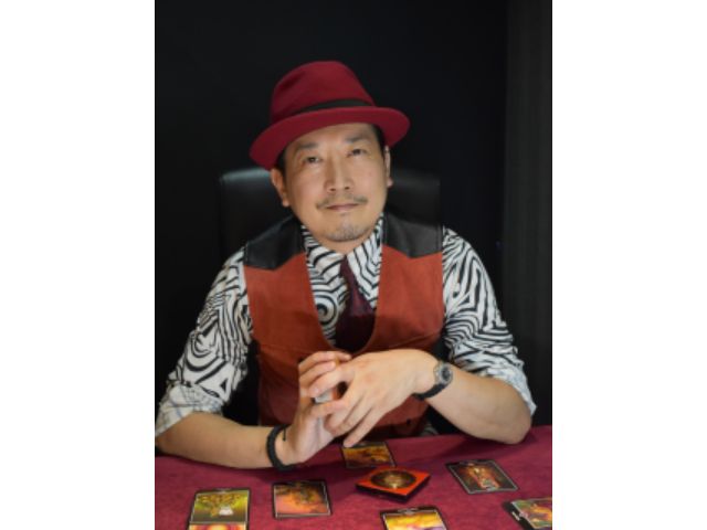 占いの館 千里眼 センタープラザ店｜会先生